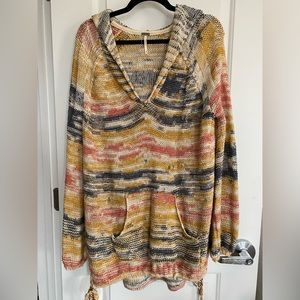 Free people hooded over sized hoodie-style sweater!
